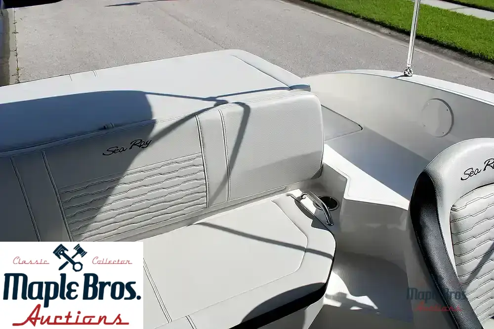 2022 Sea Ray SPX 190