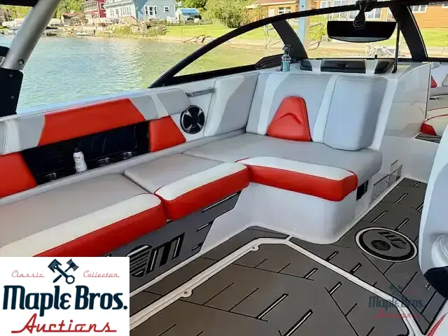 2017 Malibu Wakesetter 21 VLX