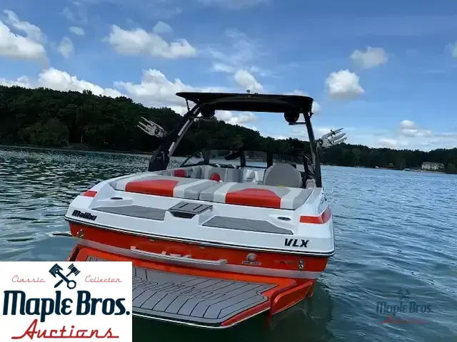 2017 Malibu Wakesetter 21 VLX