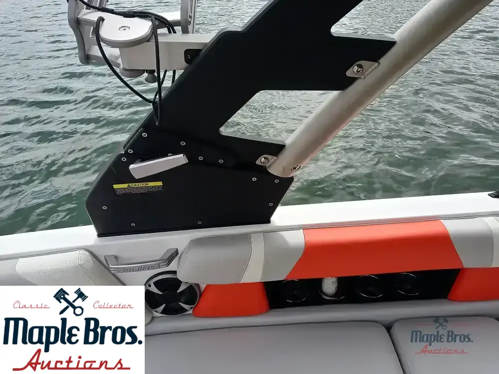 2017 Malibu Wakesetter 21 VLX