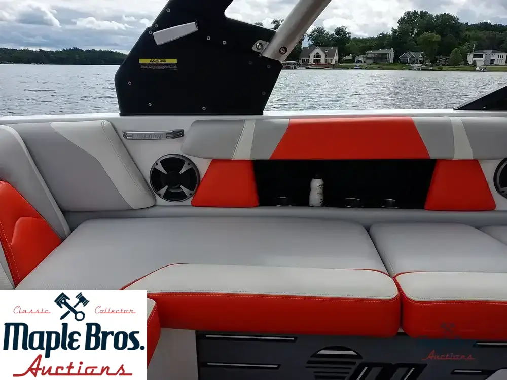 2017 Malibu Wakesetter 21 VLX