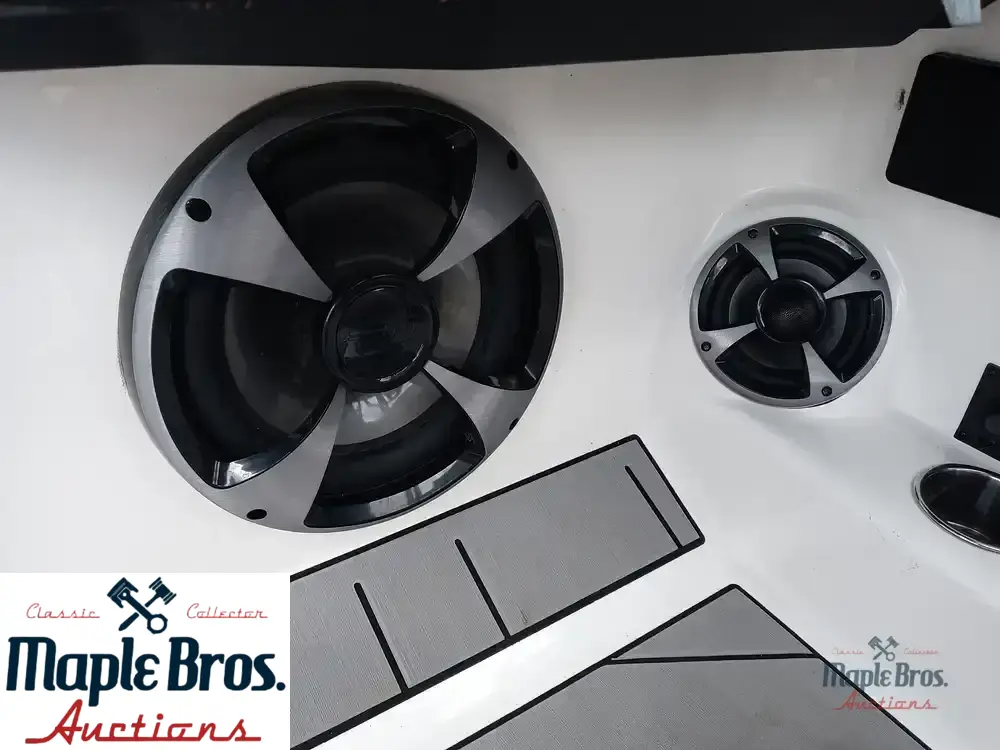 2017 Malibu Wakesetter 21 VLX