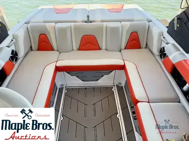 2017 Malibu Wakesetter 21 VLX