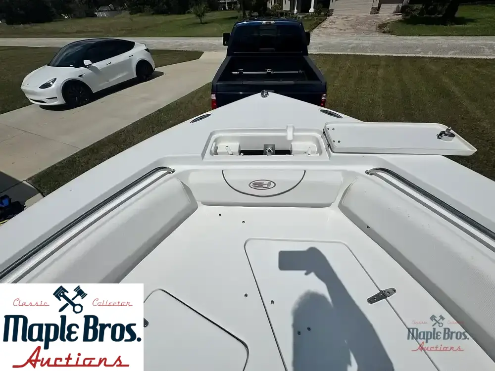 2018 Sea Hunt Ultra 235 SE