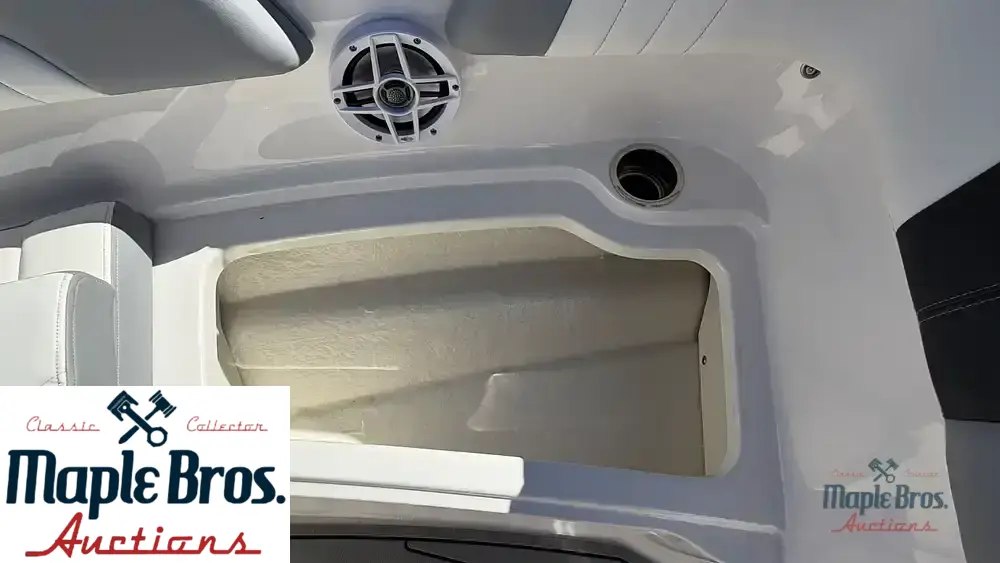 2023 Chaparral 23SSI