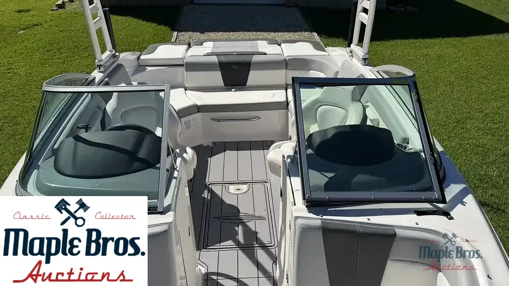 2023 Chaparral 23SSI