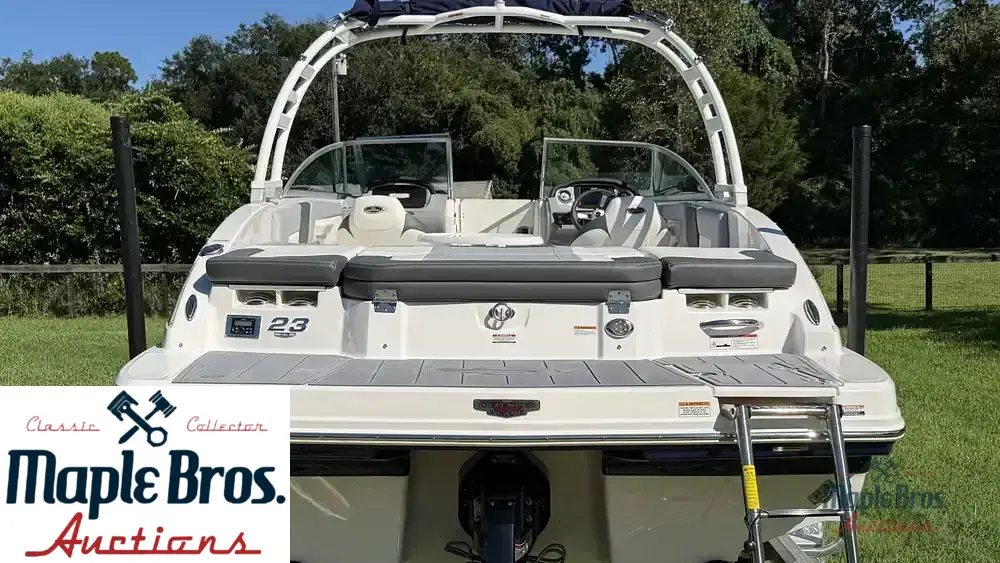 2023 Chaparral 23SSI
