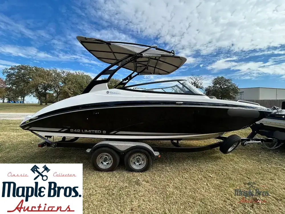 2016 Yamaha 242 SE
