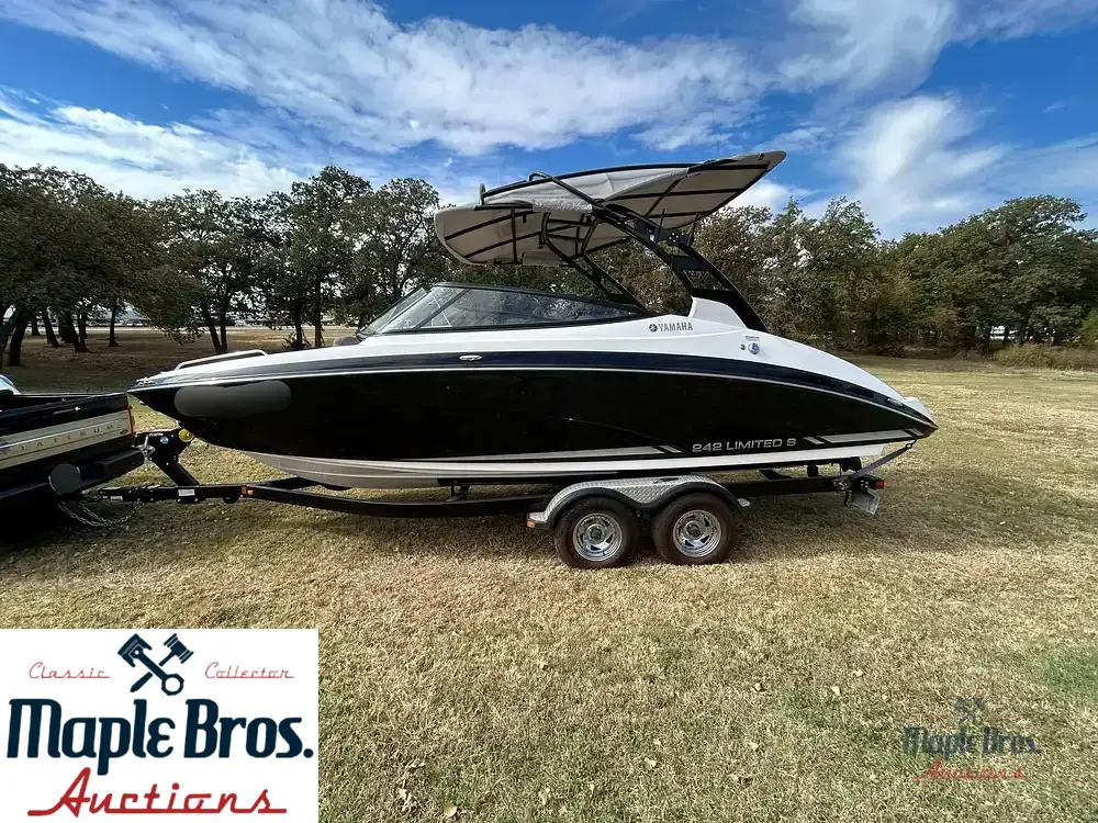 2016 Yamaha 242 SE
