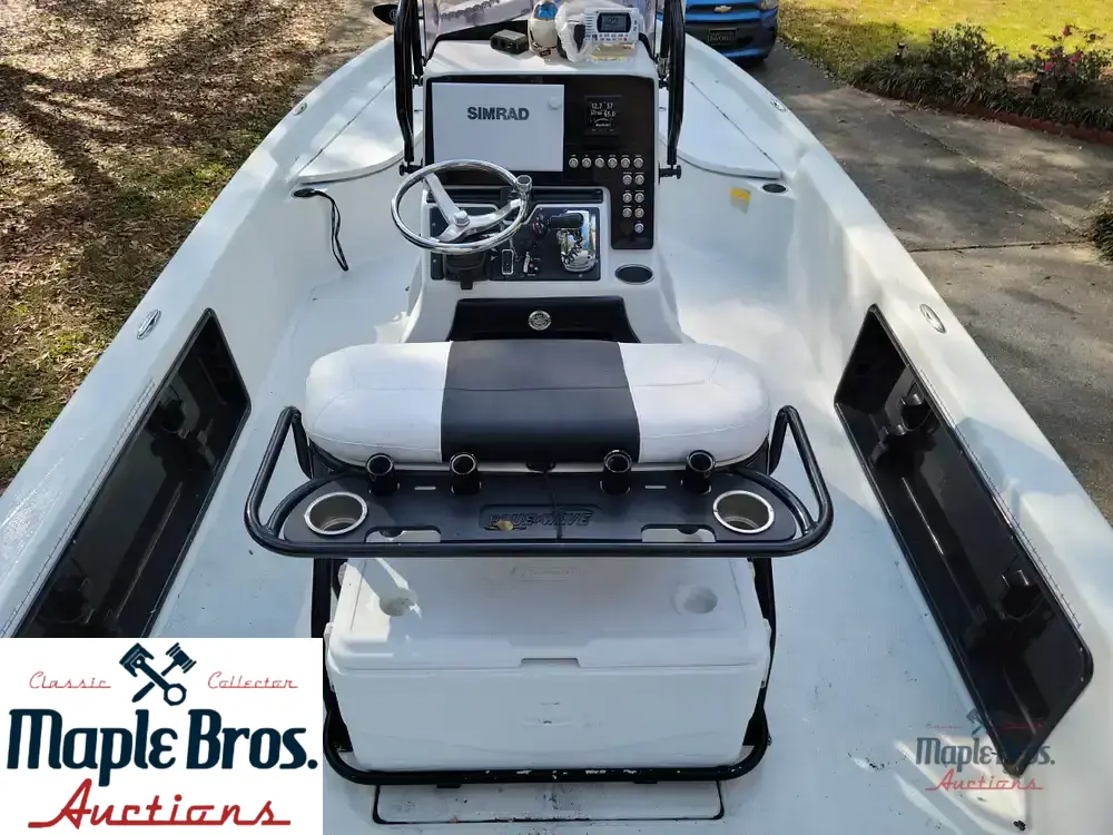 2018 Blue Wave 2400 Pure Bay