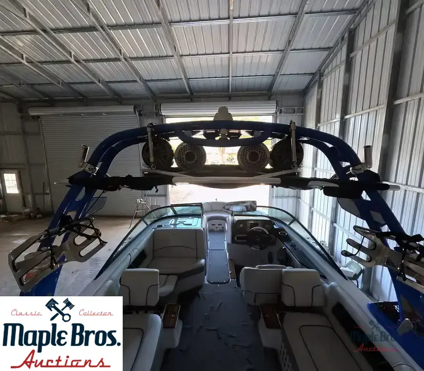2011 Super Air Nautique 230 TE