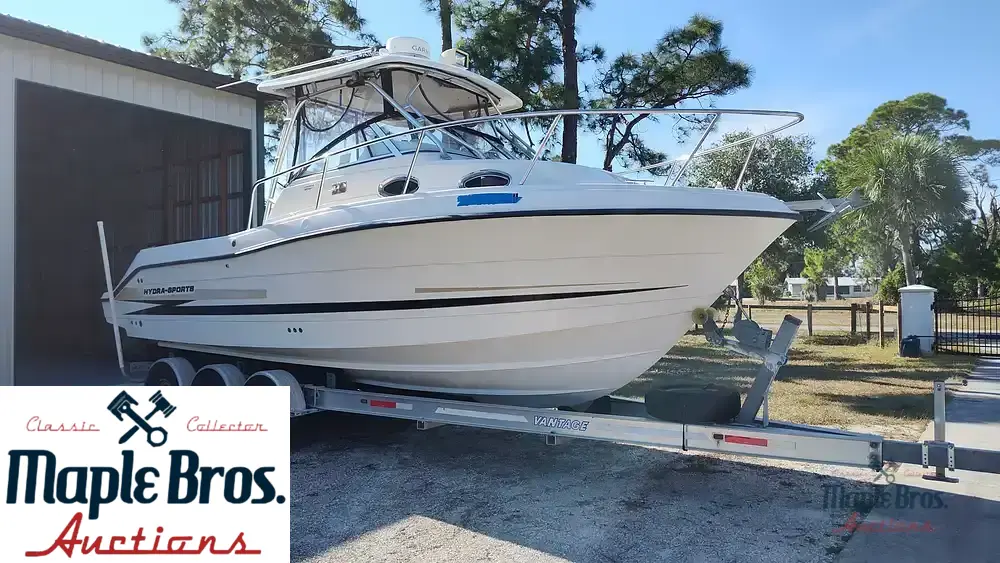 2003 Hydra-Sports 2600WA