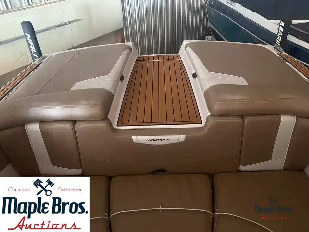 2015 Super Air Nautique 210