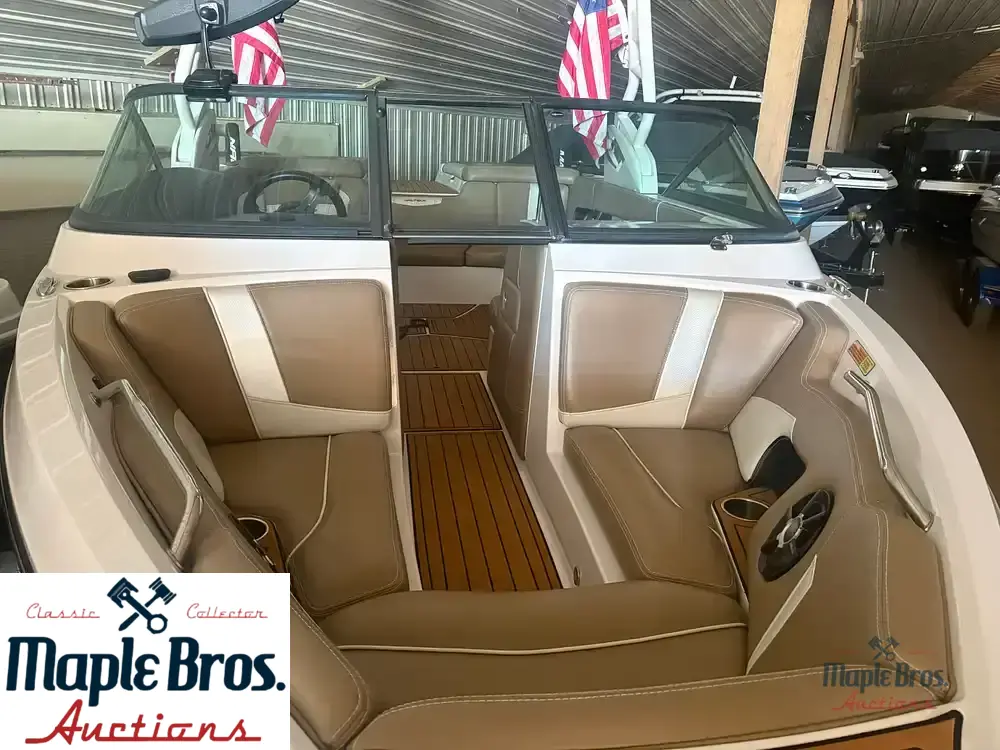 2015 Super Air Nautique 210
