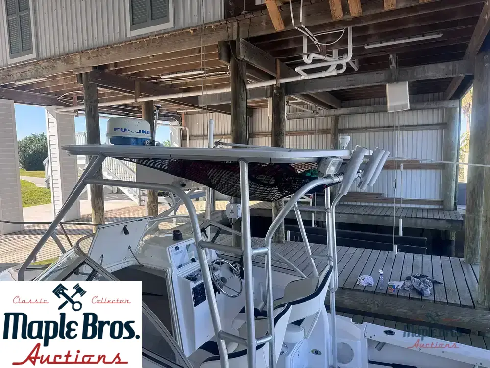 2001 Cobia 250WA