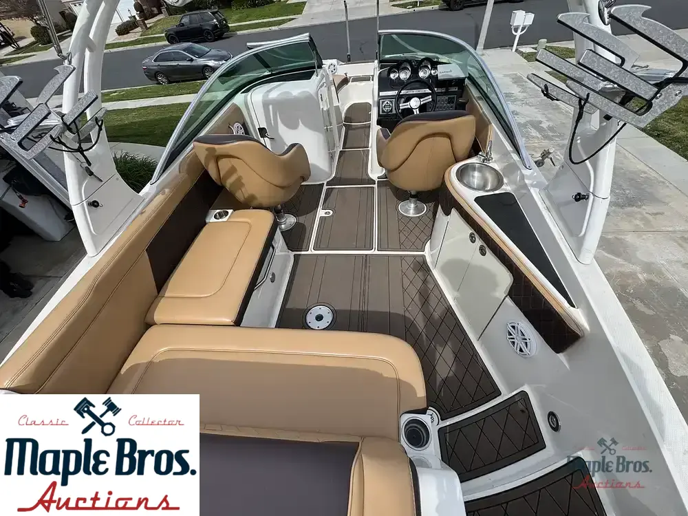 2013 Sea Ray 260 Sundeck