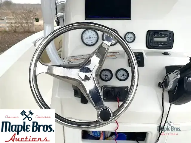 2018 NauticStar 2302 Legacy