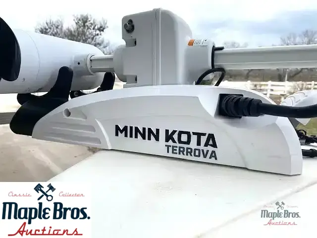 2018 NauticStar 2302 Legacy