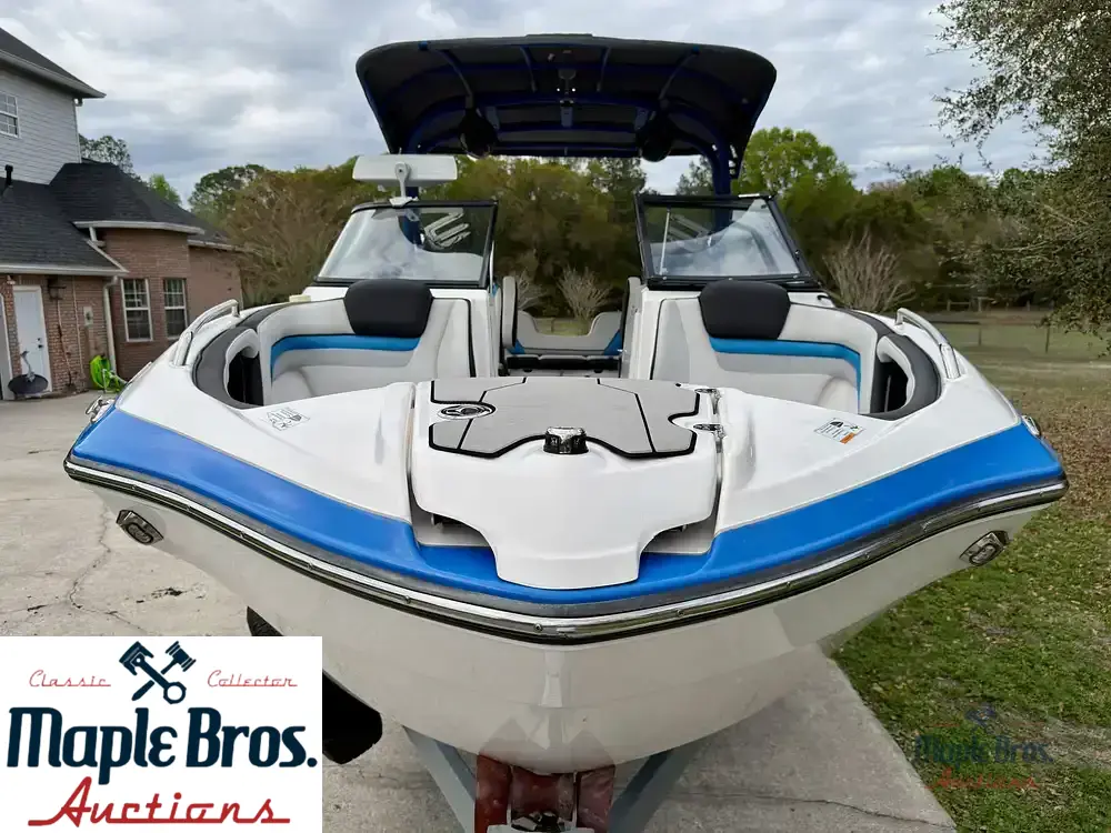 2020 Yamaha Wake Series 242X