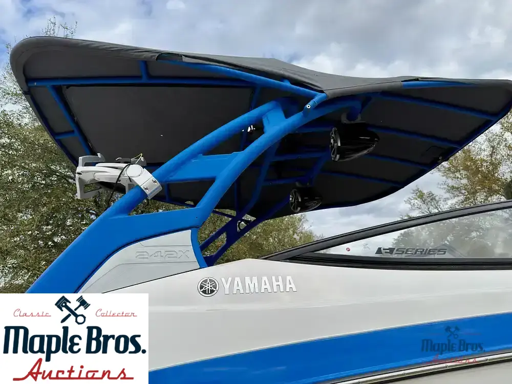 2020 Yamaha Wake Series 242X