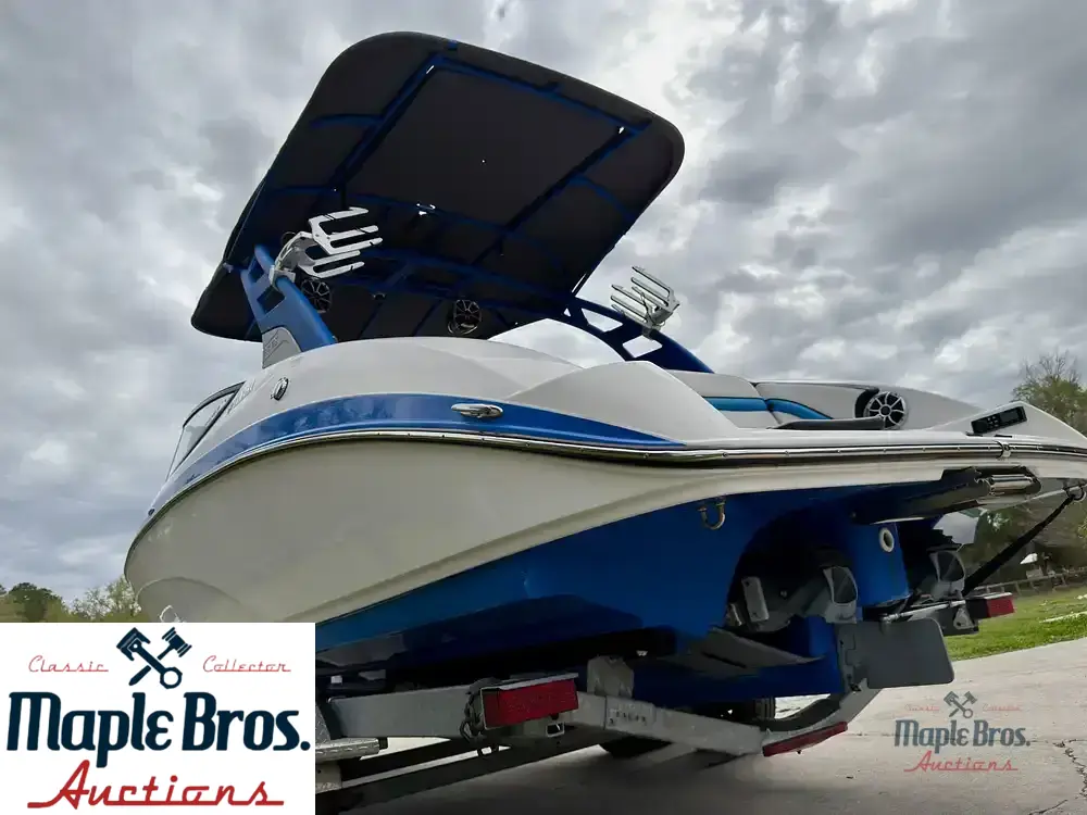 2020 Yamaha Wake Series 242X