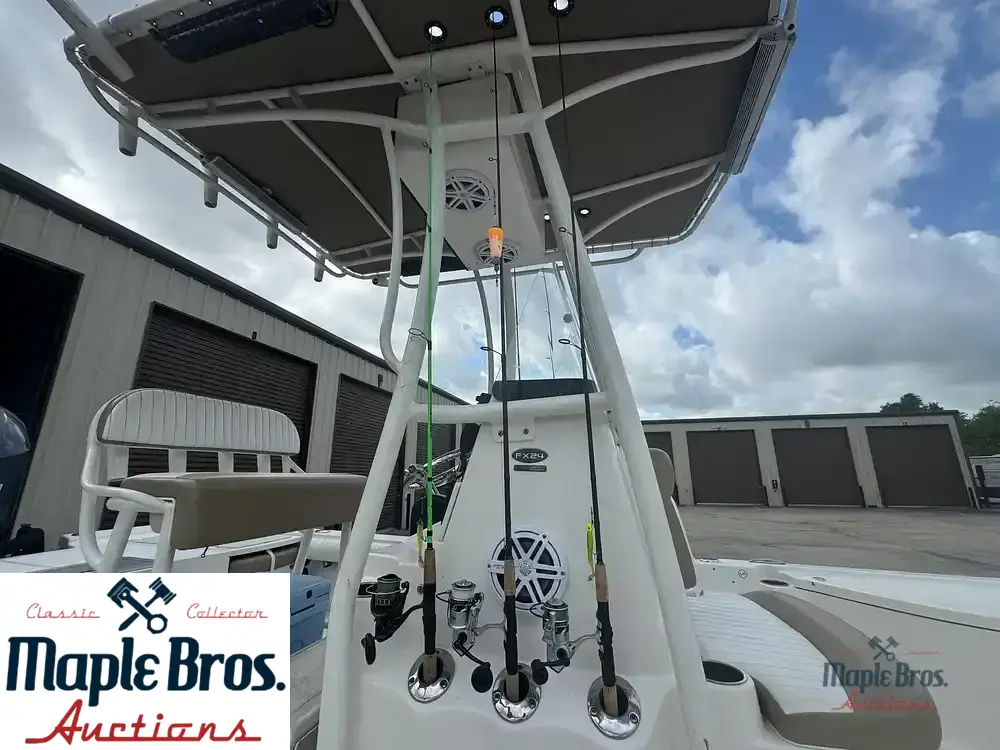 2015 Sea Born FX 24 Tour SE