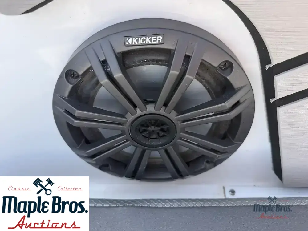 2020 Scarab 255 Open