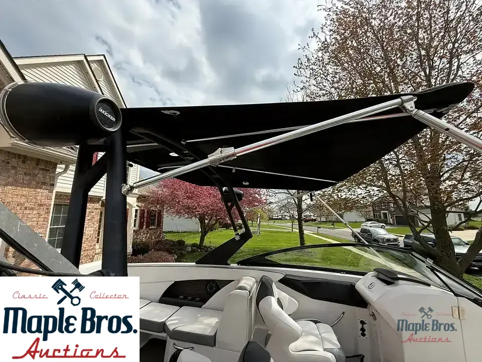 2019 Scarab 255 id wake edition