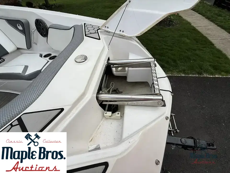 2019 Scarab 255 id wake edition