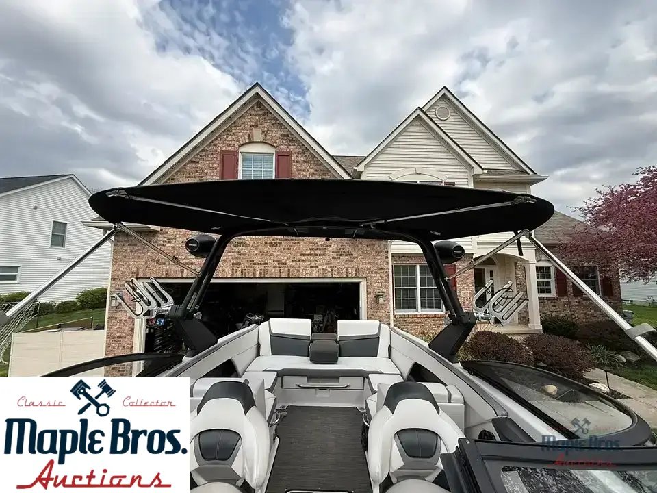 2019 Scarab 255 id wake edition