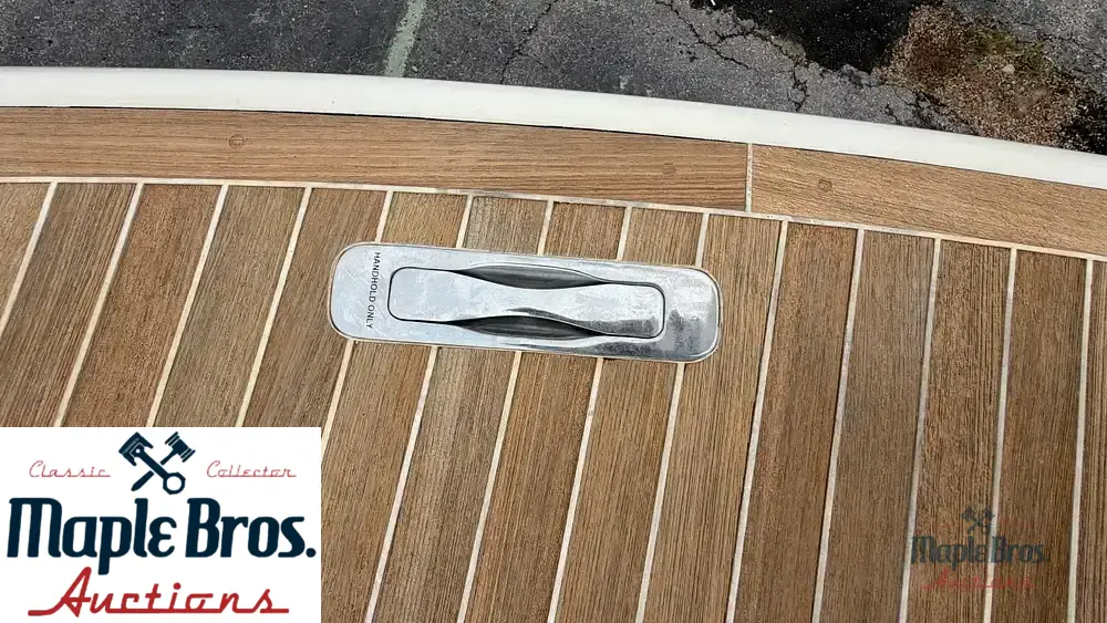 2015 Chris-Craft 32 Launch
