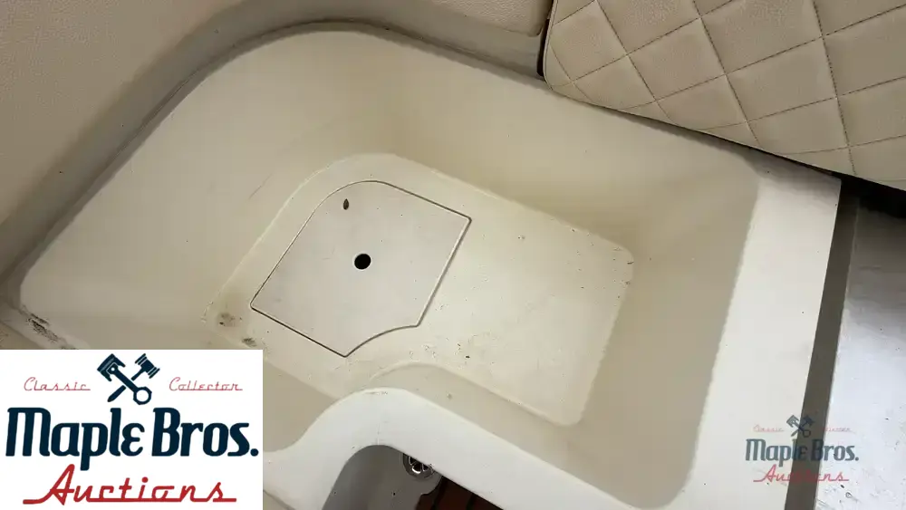 2015 Chris-Craft 32 Launch