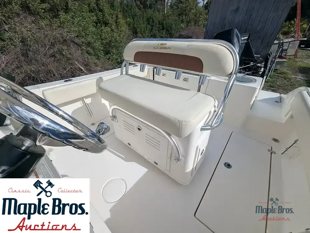 2023 Cobia 237