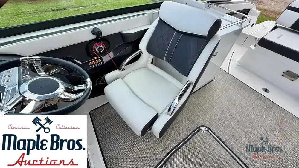 2022 Monterey Elite Series 258 SS