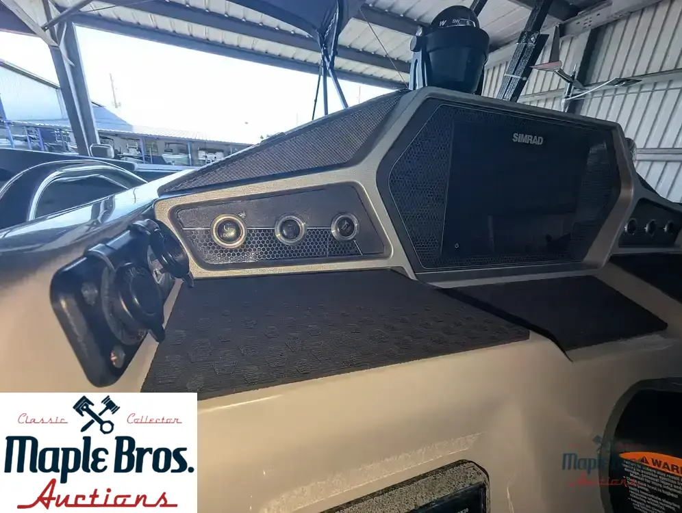 2019 Manitou MB 27 SHP Bench SHP II