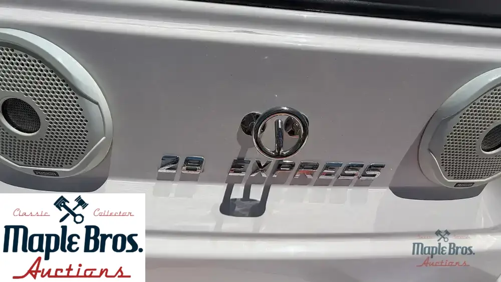2018 Regal Express 28