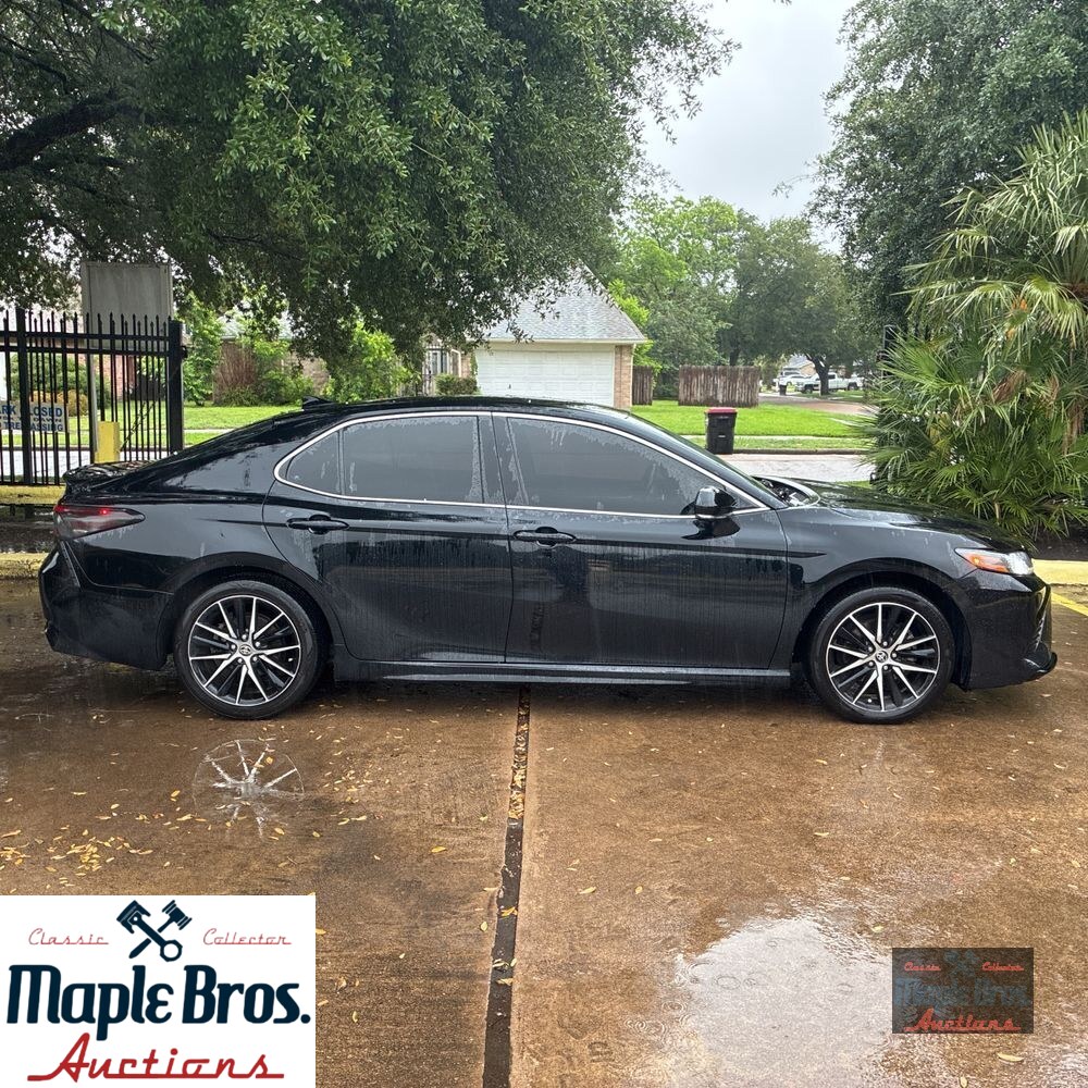 2019 Toyota Camry XSE