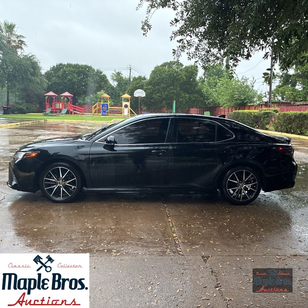 2019 Toyota Camry XSE