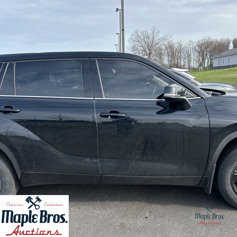 2021 Toyota Highlander LE