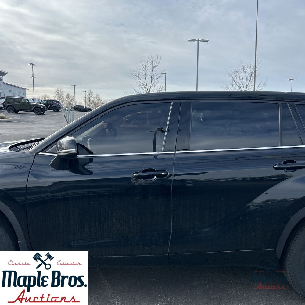 2021 Toyota Highlander LE