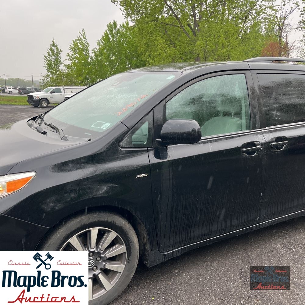 2020 Toyota Sienna LE 7-Passenger