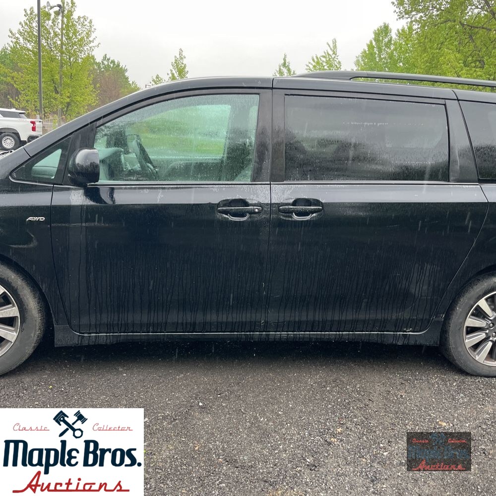 2020 Toyota Sienna LE 7-Passenger