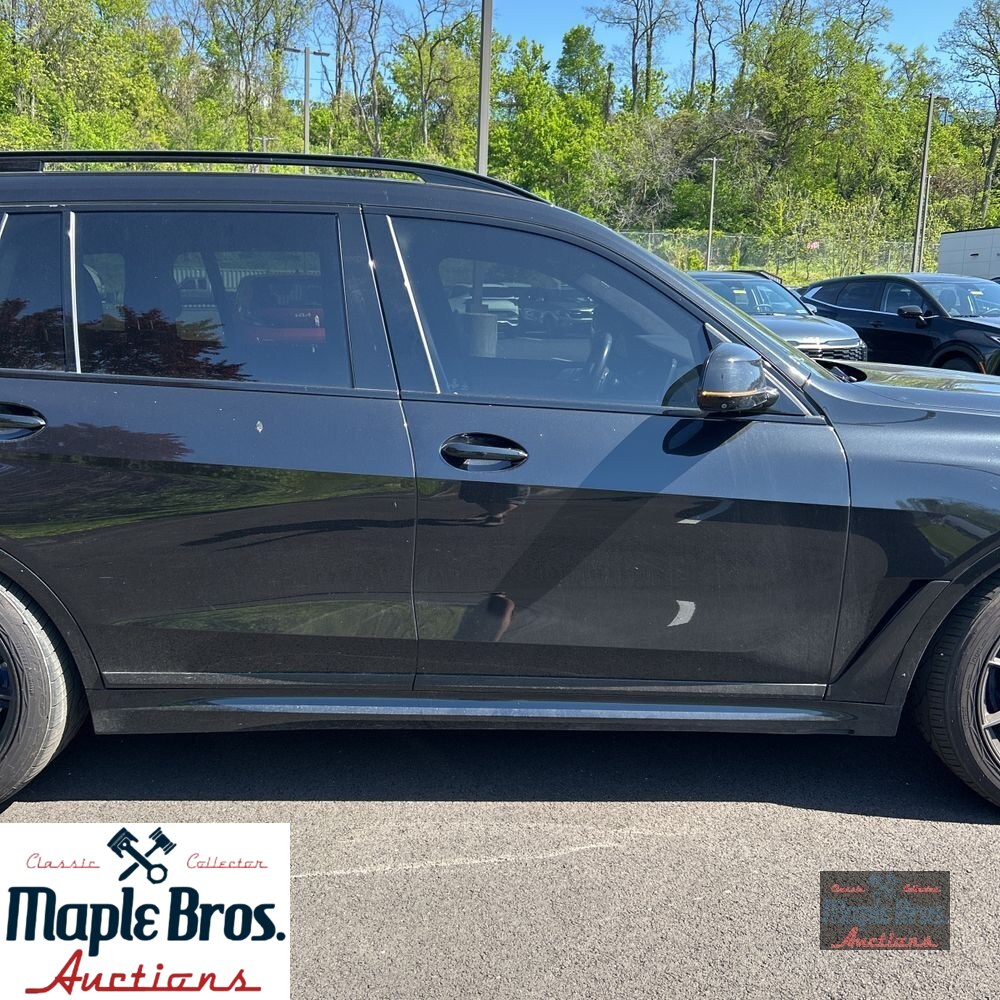 2020 BMW X7 M50i
