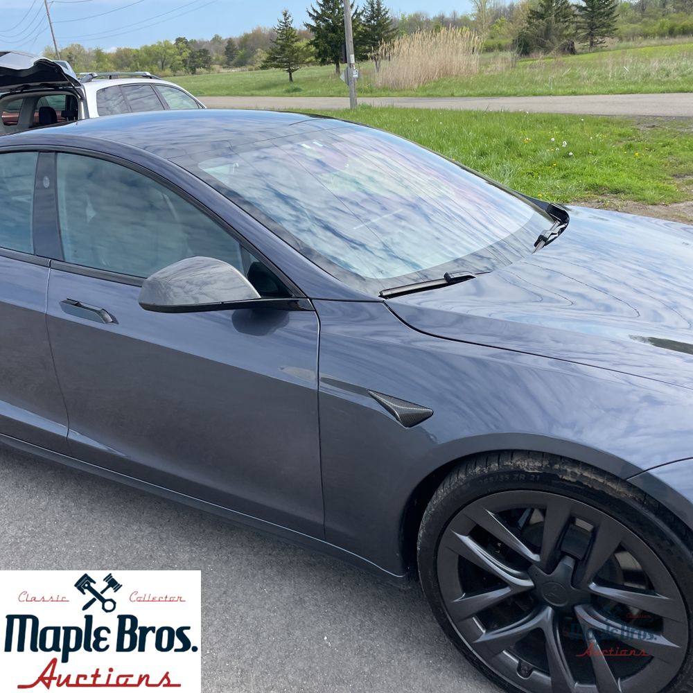 2022 Tesla Model S Base