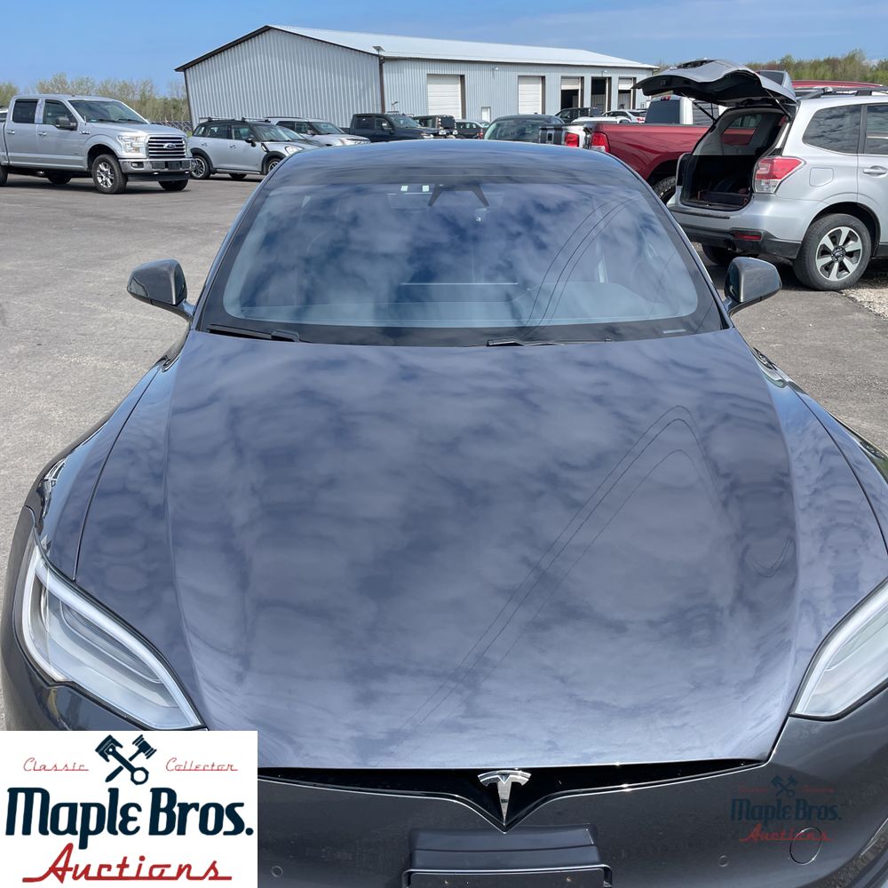 2022 Tesla Model S Base