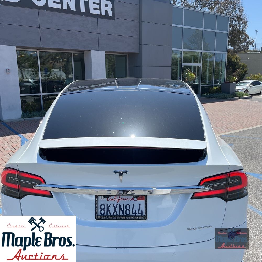 2019 Tesla Model X Standard Range