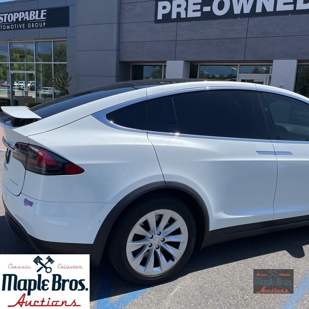 2019 Tesla Model X Standard Range