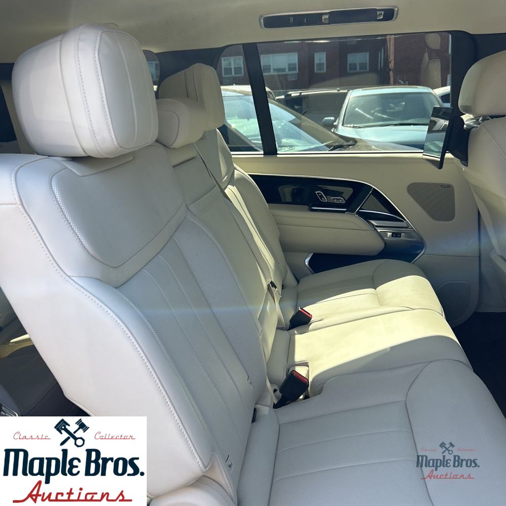 2025 Land Rover Range Rover P400 SE LWB