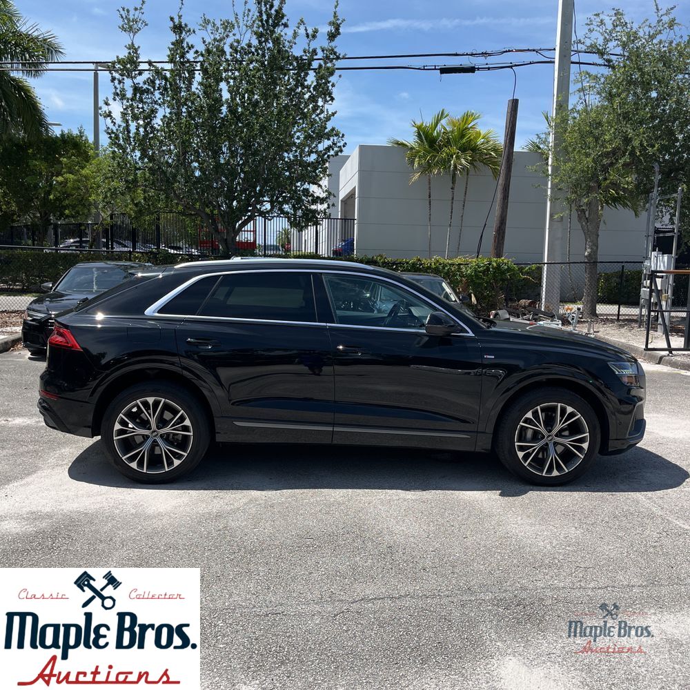 2023 Audi Q8 Premium Plus