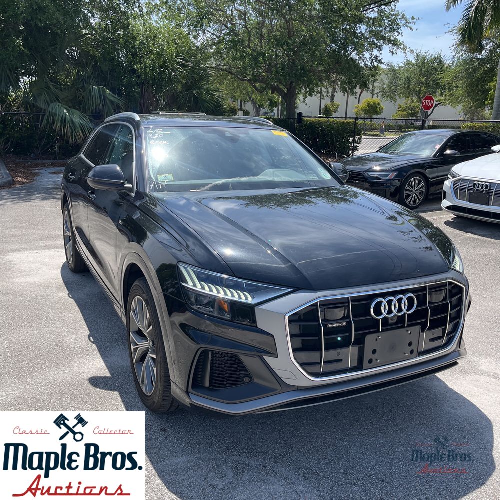 2023 Audi Q8 Premium Plus